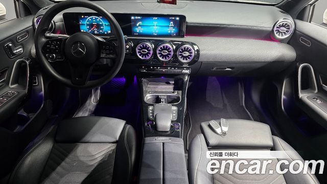 Mercedes-Benz A-Class (W177) A220 Sedan 2020 — фото 7