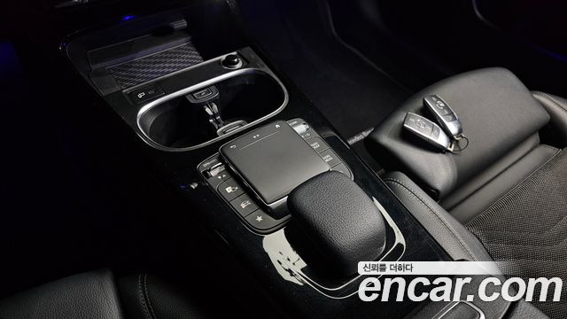 Mercedes-Benz A-Class (W177) A220 Sedan 2020 — фото 9