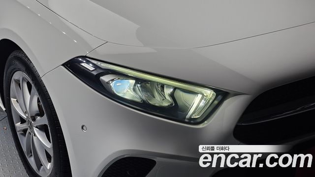 Mercedes-Benz A-Class (W177) A220 Sedan 2020 — фото 28