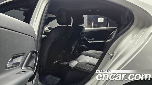 Mercedes-Benz A-Class (W177) A220 Sedan 2020 — фото 32