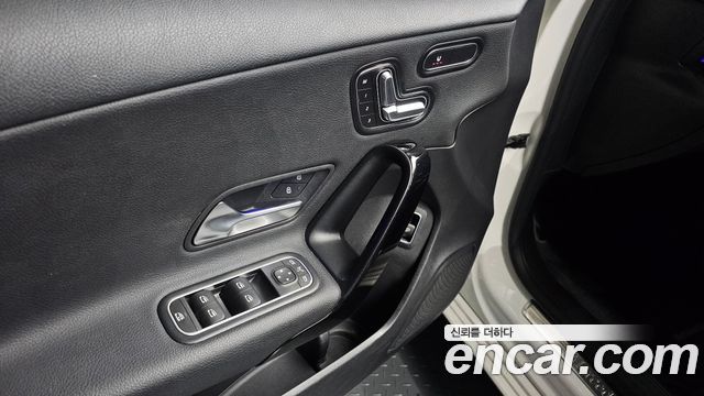 Mercedes-Benz A-Class (W177) A220 Sedan 2020 — фото 33