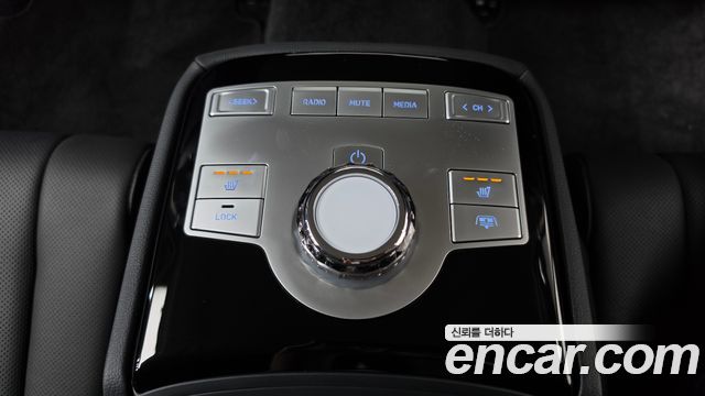 Genesis G80 (RG3) Gasoline 2.5 Turbo 2WD 2025 — фото 23
