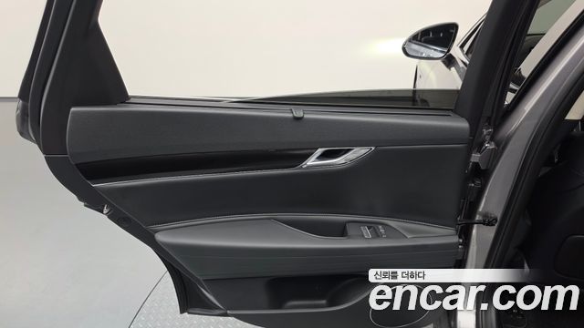 Genesis G80 (RG3) Gasoline 2.5 Turbo 2WD 2025 — фото 31