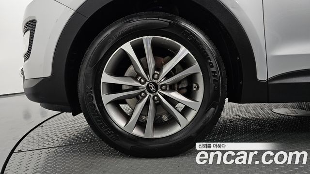 Hyundai Santa Fe (DM) Diesel(e-VGT) 2.2 2WD Smart 2015 — фото 5