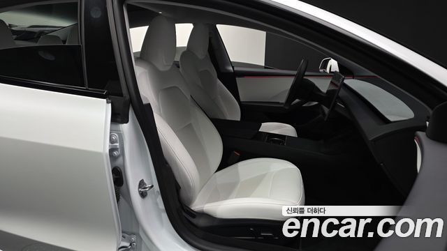 Tesla Model 3 RWD 2025 — фото 11
