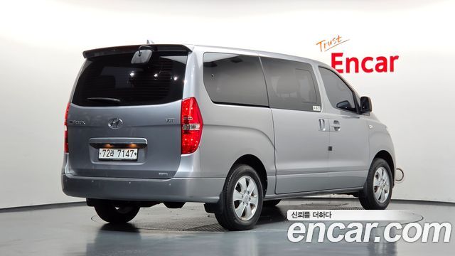 Hyundai Grand Starex 4WD Wagon 12-Seater Modern 2019 — фото 2