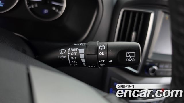 Hyundai Grand Starex 4WD Wagon 12-Seater Modern 2019 — фото 16