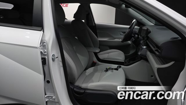 Hyundai Kona (SX2) Gasoline 2.0 2WD Modern 2027 — фото 11