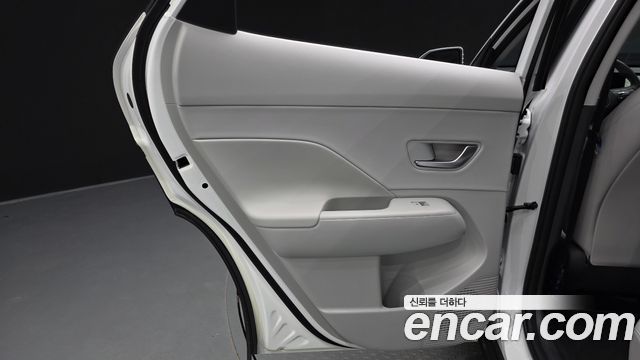 Hyundai Kona (SX2) Gasoline 2.0 2WD Modern 2027 — фото 25