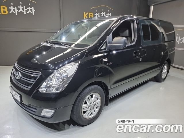 Hyundai Grand Starex 5-Seater VAN Modern