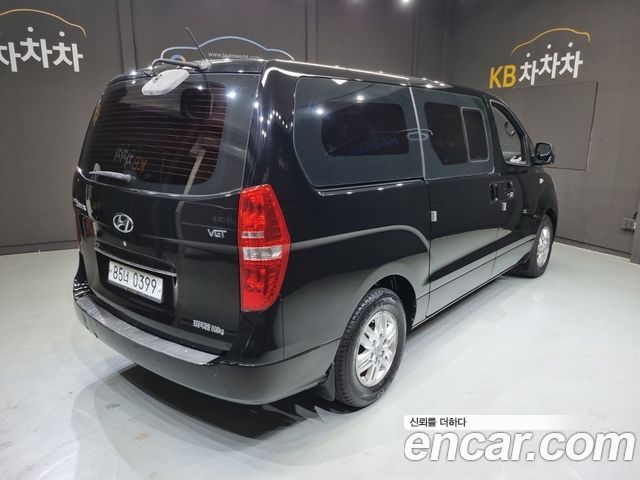 Hyundai Grand Starex 5-Seater VAN Modern 2017 — фото 6