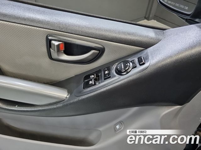 Hyundai Grand Starex 5-Seater VAN Modern 2017 — фото 18