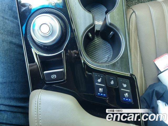 Kia K8 Hybrid Signature 2022 — фото 17