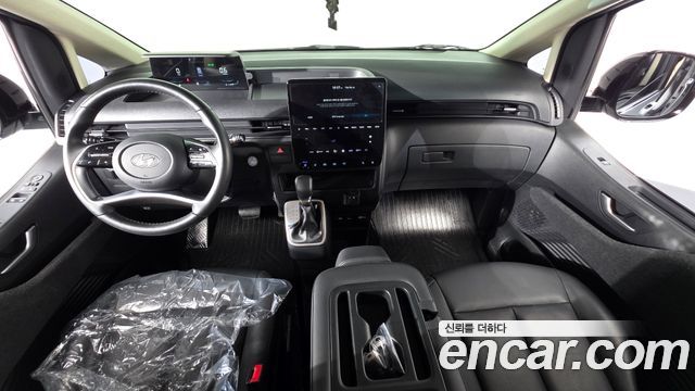 Hyundai Staria L3.5 Cargo 3-Seater Modern 2023 — фото 7