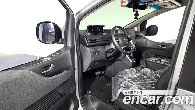 Hyundai Staria L3.5 Cargo 3-Seater Modern 2023 — фото 10