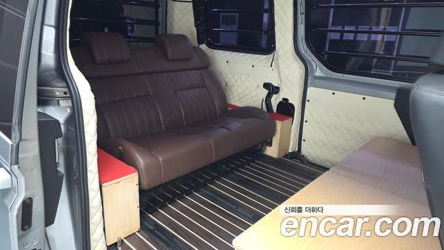 Hyundai Staria L3.5 Cargo 3-Seater Modern 2023 — фото 11