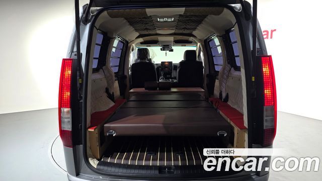 Hyundai Staria L3.5 Cargo 3-Seater Modern 2023 — фото 27