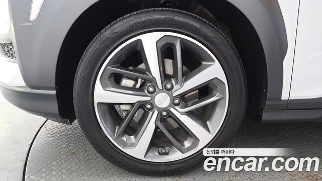 Hyundai Kona 1.6 Turbo 2WD Premium 2018 — фото 5