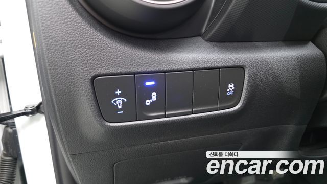 Hyundai Kona 1.6 Turbo 2WD Premium 2018 — фото 24