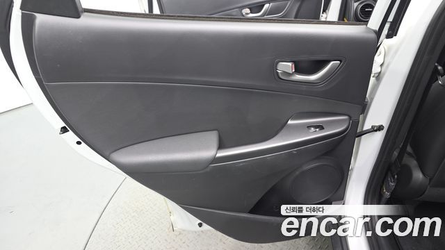 Hyundai Kona 1.6 Turbo 2WD Premium 2018 — фото 31