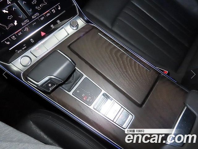 Audi A6 (C8) 40 TDI Premium 2020 — фото 17