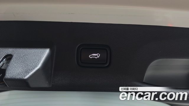 Kia Sportage Hybrid (V) Signature 2WD 2023 — фото 24