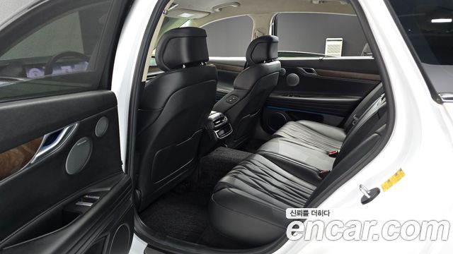 Genesis G80 (RG3) Gasoline 3.5 Turbo AWD 2025 — фото 11