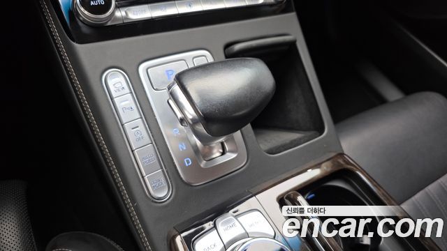 Genesis G90 3.8 AWD Premium Luxury 2019 — фото 9