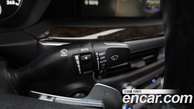 Genesis G90 3.8 AWD Premium Luxury 2019 — фото 15