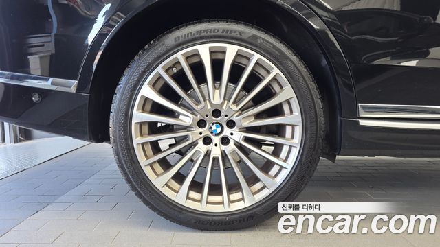 BMW X7 (G07) xDrive 40i Design Pure Excellence 6-Seater 2021 — фото 5
