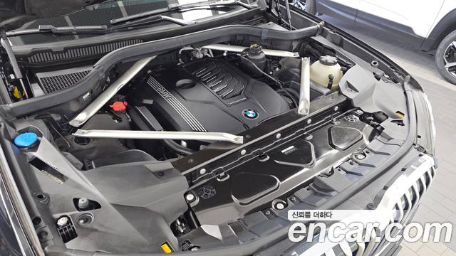 BMW X7 (G07) xDrive 40i Design Pure Excellence 6-Seater 2021 — фото 6