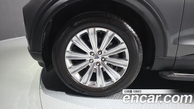 Ford Explorer (VI) 2.3 LimIted 4WD 2020 — фото 5