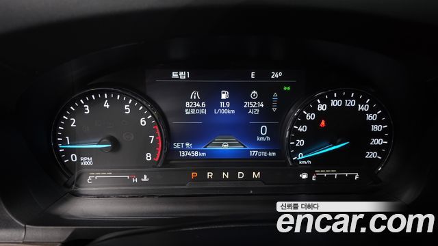Ford Explorer (VI) 2.3 LimIted 4WD 2020 — фото 8