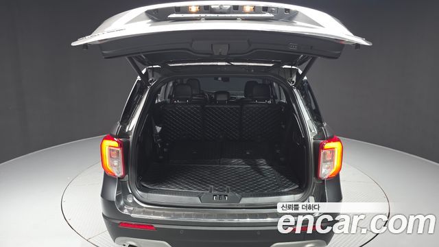 Ford Explorer (VI) 2.3 LimIted 4WD 2020 — фото 20