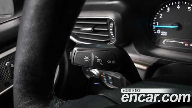 Ford Explorer (VI) 2.3 LimIted 4WD 2020 — фото 27