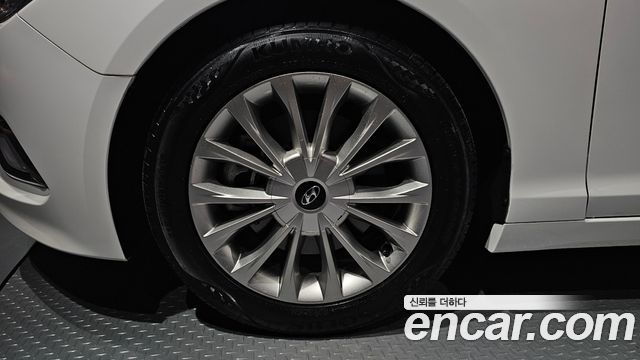 Hyundai Sonata (LF) 2.0 Style Special 2017 — фото 5