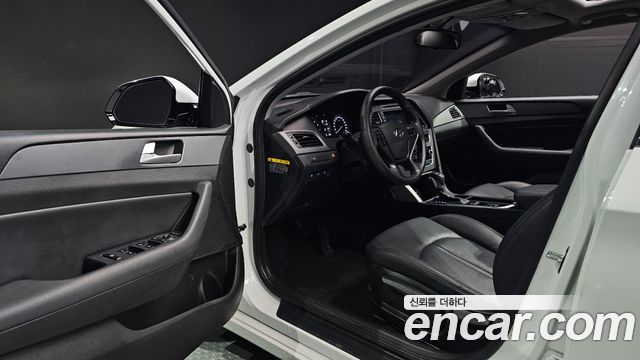 Hyundai Sonata (LF) 2.0 Style Special 2017 — фото 10