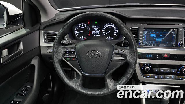 Hyundai Sonata (LF) 2.0 Style Special 2017 — фото 13