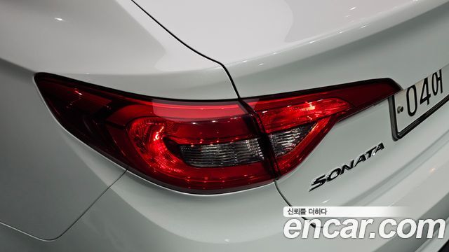 Hyundai Sonata (LF) 2.0 Style Special 2017 — фото 23