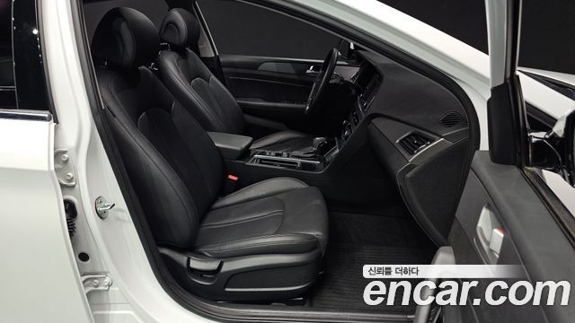 Hyundai Sonata (LF) 2.0 Style Special 2017 — фото 26