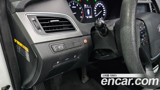 Hyundai Sonata (LF) 2.0 Style Special 2017 — фото 30
