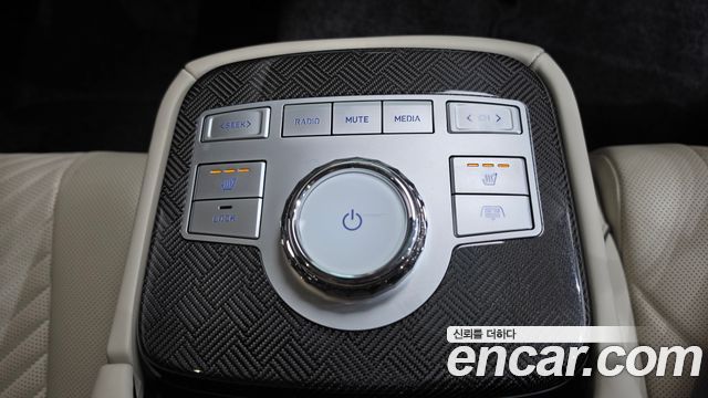 Genesis G80 (RG3) Gasoline 2.5 Turbo 2WD 2024 — фото 47