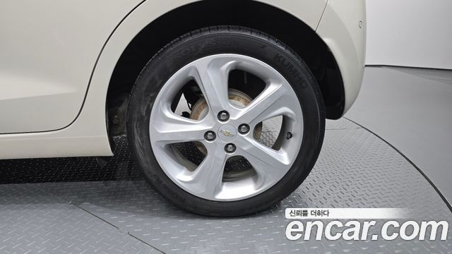 Chevrolet Next Spark LTZ 2016 — фото 21