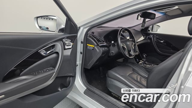 Hyundai Grandeur (HG) HG220 Diesel Modern 2015 — фото 10