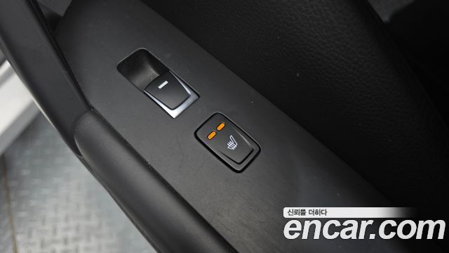 Hyundai Grandeur (HG) HG220 Diesel Modern 2015 — фото 29