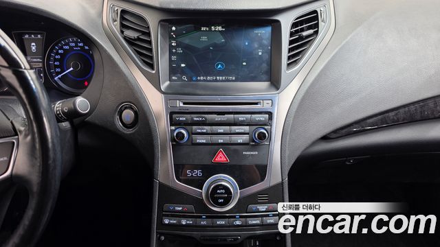 Hyundai Grandeur (HG) HG220 Diesel Modern 2015 — фото 31