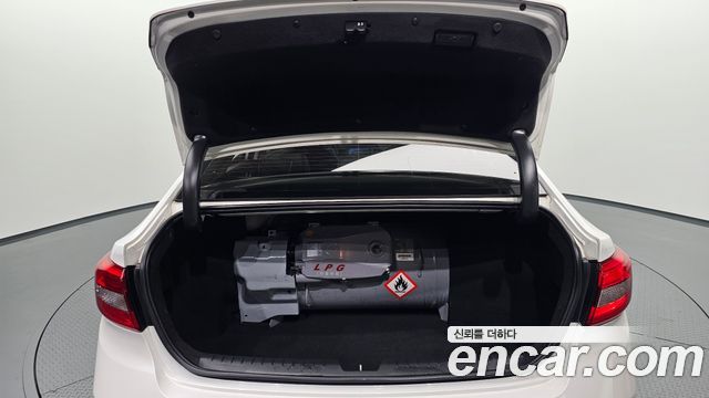 Hyundai Sonata (LF) LPI Smart 2017 — фото 30