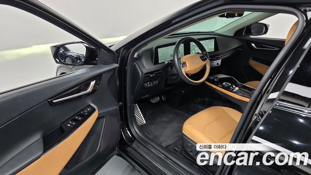 Kia EV6 Long Range Earth 2023 — фото 10