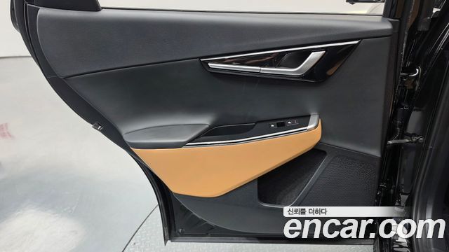 Kia EV6 Long Range Earth 2023 — фото 25