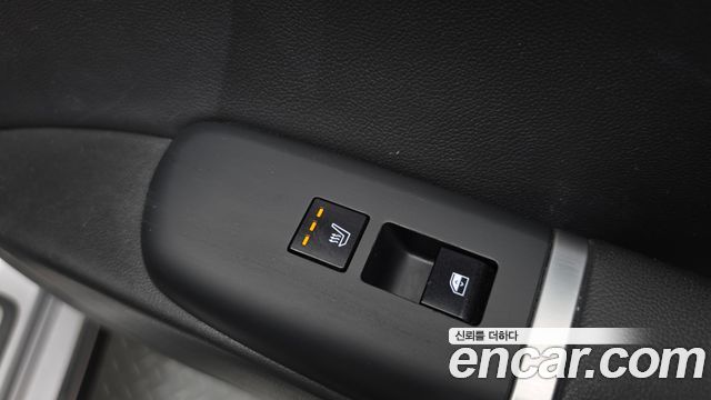 Hyundai Grandeur (GN7) 3.5 LPG 2WD (Taxi) Deluxe 2023 — фото 30